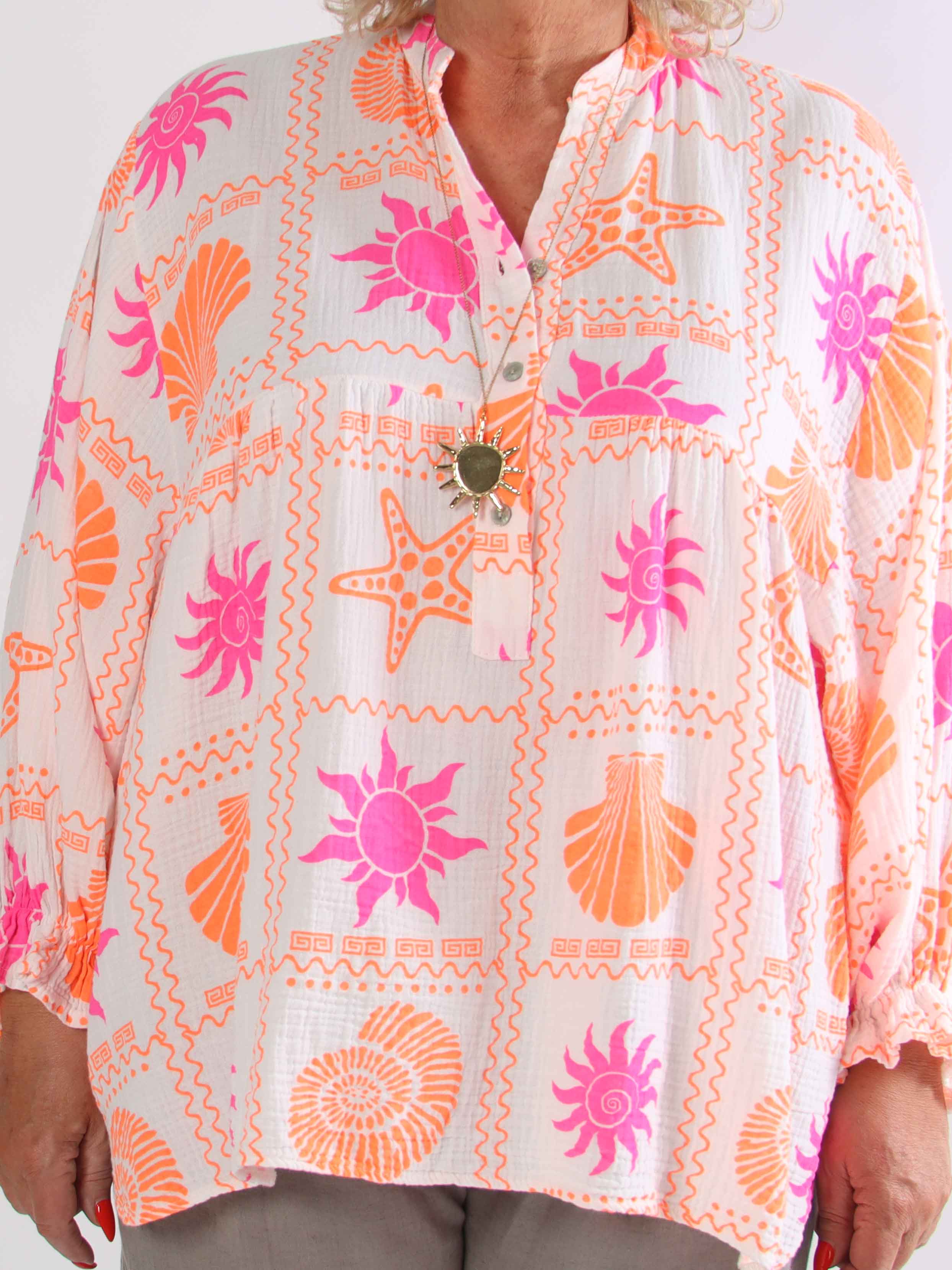 Diva - Mønstret plus size tunikaskjorte i blødt bomuldsbæk-og-bølge-stof